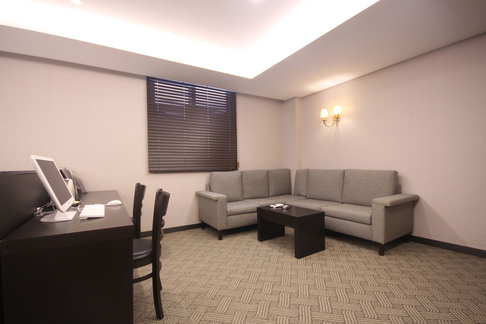 Mbn Hotel Changwon Exterior foto